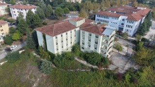 Düzce'de eski Sağlık Meslek Lisesi huzurevi olacak