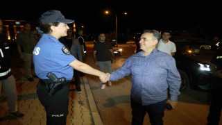 Elazığ Emniyet Müdürü Karan, öğrenci yurt çevresini inceledi, aydınlatma eksikliği için görüşme yaptı