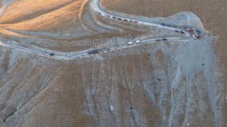 Elazığda minibüsün yuvarlandığı uçurum ve kurtarma çalışmaları dronla görüntülendi