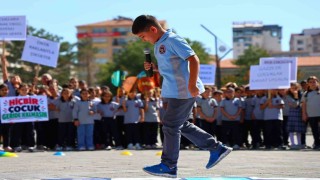 Elazığda öğrenciler Gazzeli akranları için bir araya geldi