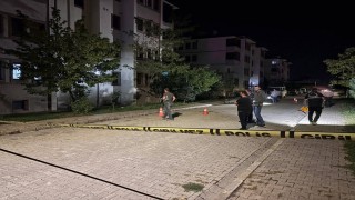 Erzincanda bir eve silahla ateş edildi