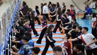 Erzincan'da Şehit Eren Bülbül Dart Türkiye Şampiyonası'nın 1. ayak müsabakaları yapıldı