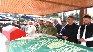 Erzurum'da çifte acı: Genç akademisyen ve kahraman gazi son yolculuğuna uğurlandı