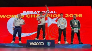 Erzurumlu sporcu Berat Önal dünya şampiyonu oldu