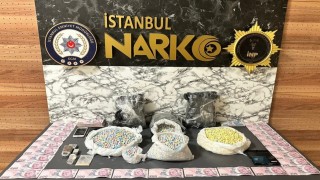 Esenyurtta uyuşturucu operasyonu: 72 bin hap ele geçirildi