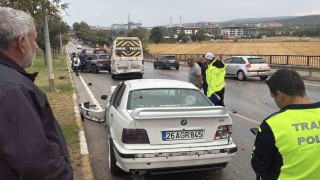 Eskişehirde 7 araçlı zincirleme kaza: 1 yaralı