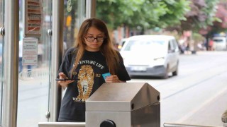 Eskişehirde toplu taşımada öğrencilere büyük kolaylık