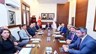 Eskişehir'de üniversitelerde huzur ve güvenliğin sağlanmasına yönelik toplantı yapıldı