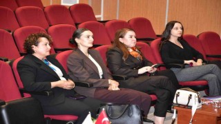 Eskişehir'de üniversiteli gençlere "Sağlıklı Yaşam ve Güvenli İlişkiler" eğitimi