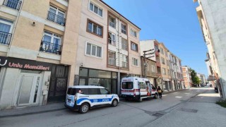Eskişehir'de yataktan düşen 80 yaşındaki adam hayatını kaybetti