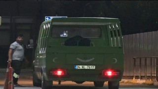 Evinde ölü bulunan oyuncu Serhat Kılıçın cenazesi Adli Tıp Kurumuna kaldırıldı