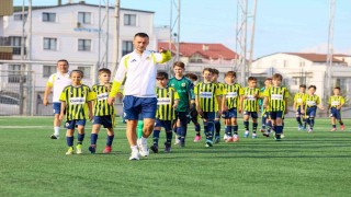 Fenerbahçe altyapısı Darıca'da hazırlık maçlarına çıktı