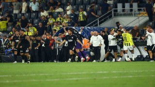 Fenerbahçe, ligde 2 maç sonra Beşiktaşa kaybetti