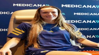 Fenerbahçe Medicana'nın milli voleybolcuları yeni sezon öncesi sağlık kontrolünden geçti