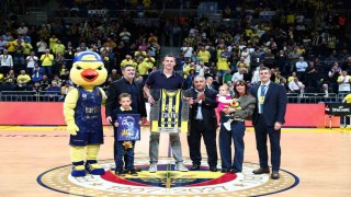 Fenerbahçe'de Jan Vesely için veda seremonisi düzenlendi