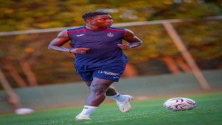 Franculino Dju, Trabzonsporun 209. yabancı oyuncusu oldu