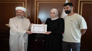 Gazzedeki insanlık dramından etkilenen Alman kadın Müslüman oldu