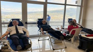 Gemlik Adliyesinde Kızılaydan kan bağışı kampanyası