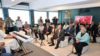 Genç yaşta vefat eden sanatçının adı, eşinin kurduğu müzik atölyesinde yaşatılacak