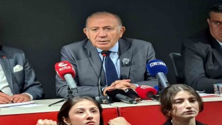 Gürsel Tekin: "Önümüzdeki günlerde partimizin Genel Başkanı, Genel Merkezi yeniden bir yapılanma konusunda kararını verecektir"