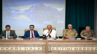 Hakkâri'de okul sağlığı ve güvenliği toplantısı yapıldı