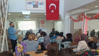 Hakkâride Okul ve Aile konulu seminer düzenlendi