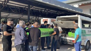 Hatay'da eşi tarafından vurulan Emine Çil, Osmaniye'de son yolculuğuna uğurlandı