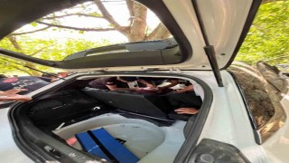 Hizanda otomobil bahçeye uçtu, 8 kişi yaralandı