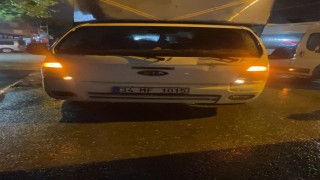 İETT otobüsünün önünü kesti, dakikalarca yol vermedi
