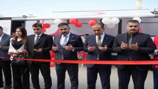 Iğdıra hayırseverlerin desteğiyle kalıcı Kızılay kan bağışı aracı kazandırıldı