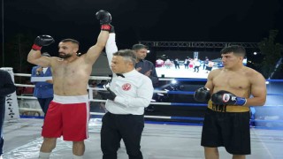 Iğdırda Uluslararası Şampiyon Boks Gecesi düzenlendi