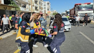 İki motosiklet çarpıştı: 3 yaralı