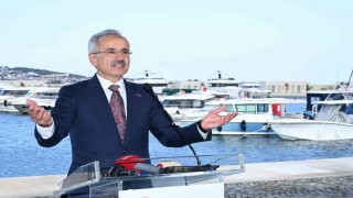 İlk yerli tarama gemisi suya indi