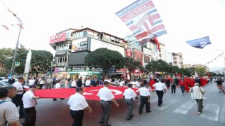İnegölde 6 Eylül coşkusu caddelere taştı