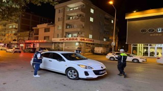 İnegölde polis kuş uçurtmadı, bin 412 kişi sorgulandı