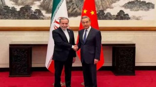 İran Dışişleri Bakanı Arakçi, Çinli mevkidaşı Wang Yi ile görüştü