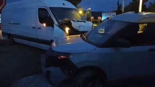 Isparta'da iki araç çarpıştı: 1 yaralı