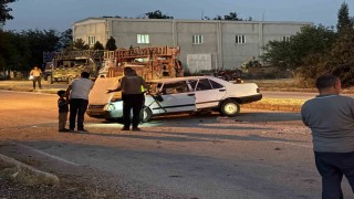 Ispartada otomobiller çarpıştı: 4 yaralı