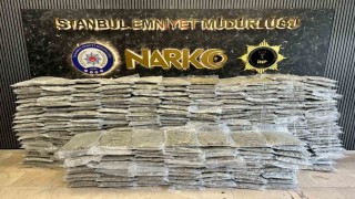 İstanbulda 409 kilo uyuşturucu ele geçirildi
