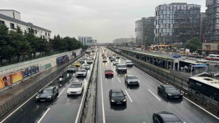 İstanbul'da trafik yoğunluğu yüzde 85'e ulaştı