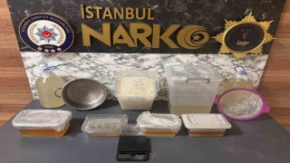 İstanbulda uyuşturucu operasyonu: 26 kilo uyuşturucu ele geçirildi