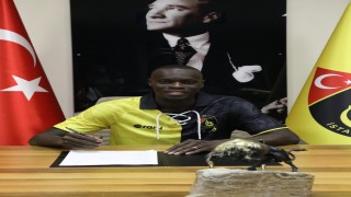 İstanbulspor Mamadou Fall ve Aytaç Karayı renklerine bağladı