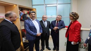 "İyilik Dükkanı" Sivas Numune'de iyiliği büyütüyor