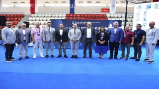 İzmir Büyükşehir Belediyesi Spor Kulübünde Berkhan Alptekin güven tazeledi