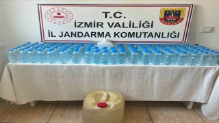 İzmir jandarmasından asayiş denetimi: Binlerce kişi sorgulandı, bin 85 litre etil alkol ele geçirildi