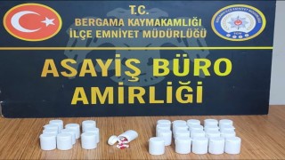 İzmirde uyuşturucu operasyonunda 2 şüpheli tutuklandı