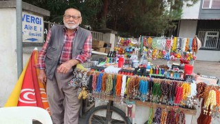 İzmirli Nuri dede Burhaniye de şifa buldu