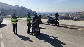 Jandarma ekipleri motosiklet ve okul servislerine yönelik denetimlerini artırdı