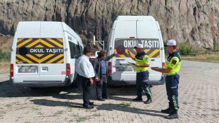Jandarmadan okul servislerine denetim