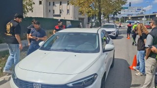 Kadıköyde okul çevrelerinde güvenlik uygulaması gerçekleştirildi